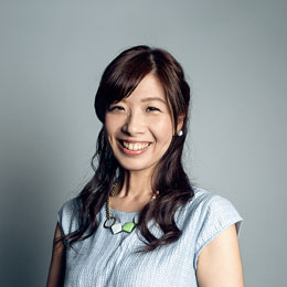半井小絵